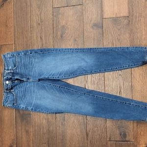 American Eagle Woman's size 4 Super Hi-Rise Jegging